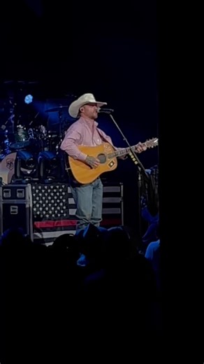 Heartwarming Moment at Cody Johnson's Last Show at The Ryman