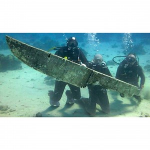 50K views · 1K reactions | Mysterious Locations Submerged Underwater Considering 71% of Earth’s surface is covered in water, it’s not surprising that the depths often hide some perplexing secrets. Some submerged locations conceal secrets from the forgotten past, some have bizarre, fascinating back-stories, while others are just plain creepy. | Be Amazed | Facebook