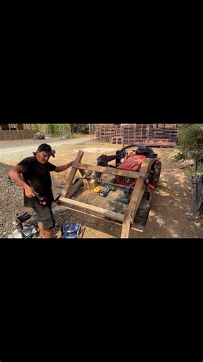 Αυτά τα ξύλα ήταν για πέταμα… δες τι έγιναν 🔨