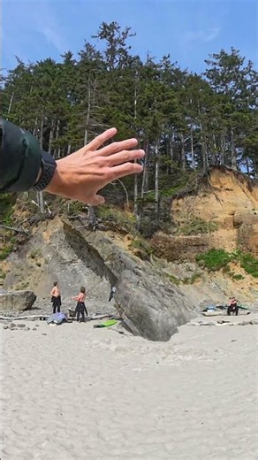 🌊 A quick geology lesson from the Oregon coast.
