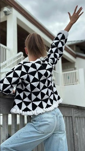 The Bulky Oversized Pullover: because some patterns are too good to make just once. 🔄