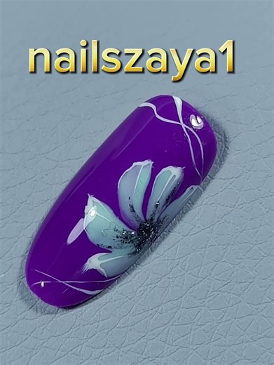 mint flower nail design idea 💅✨