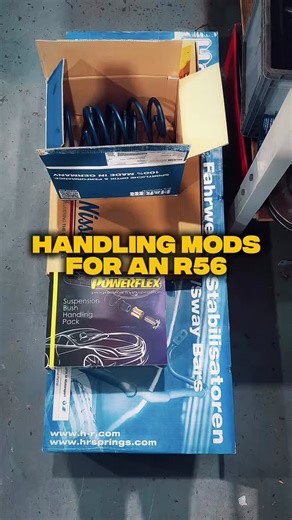 Who loves cornering in their MINI? 🙌 That’s right, everyone who owns a MINI! Well this set up is going to make every bend in the road or track more fun than ever! H&R anti-roll bars, front and back, combined with H&R lowering springs will really sharpen up the steering response. Particularly because the adjustable drop links will allow the anti-roll bars to be pre-load free and perform at their best! Powerflex bushes will replace worn old rubber with firm polyurethane further adding to that agi