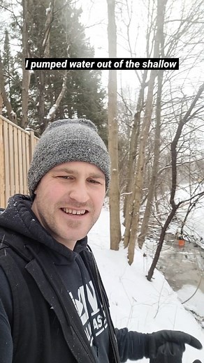 15K views · 19 reactions | How to pump water out of a shallow creek or water supply. All u need is a submersible pump and a bucket. #diyprojects #diytipsandtricks #diytips #renotips #renovationtips #carpentryworks #carpentrytools #carpentrytips #diyproject #plumberlife #pumpingwater #submersiblepump #freewater #moneysaver #handymantips #handymanservices #handyman | Meyers.makes | Facebook