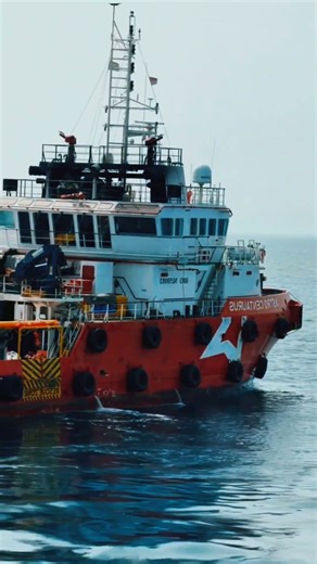 When securing the cargo deck becomes a battle against physics.