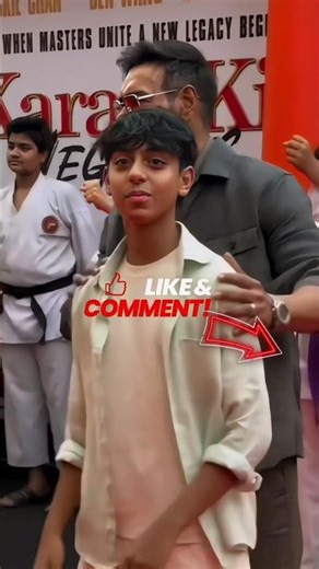 Ajay Devgan Ka Beta Yug Ka Fashion #shorts #bollywood #ajaydevgan