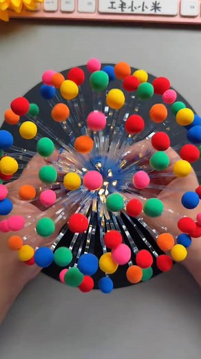 diy plastic bottle flower lamp #plasticbottlecraft #flowerlamp #diylamp #recycledcraft #upcycleddecor #handmadelamp #creativecraft #bottleflower #homedecorcraft #ecofriendlycraft | paper craft