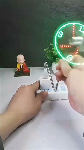 Coolest 🥶🤌gadget on your desk #gadgets