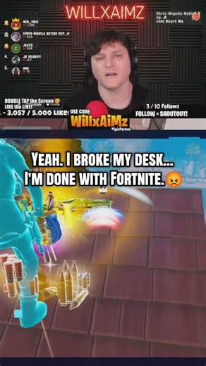 I broke me Desk. I'm Done w/ Fortnite #fortnite #shorts #rage #imdone #fortniteclips #gaming #fyp