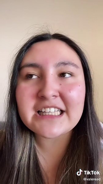 #stitch with @la.lia.castellanos momento wattpad #booktok #duet #bookclub #foryou #bookish #libros #lectora #bookworm #books #parati #foryoubooktok #wattpad #wattpadmoment #crush #friendstolovers #cringe #storytime