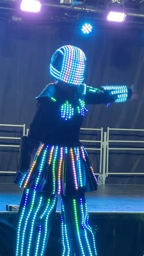 2.5K views | An LED Robot dancing… we’ve got everything covered in Colne! 料樂 | Great British Rhythm & Blues Festival | Facebook