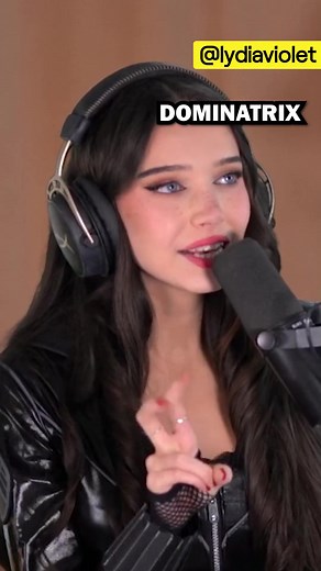 Lydia Violet Black Widow Latex Cosplay Outfit | Stream Highlights