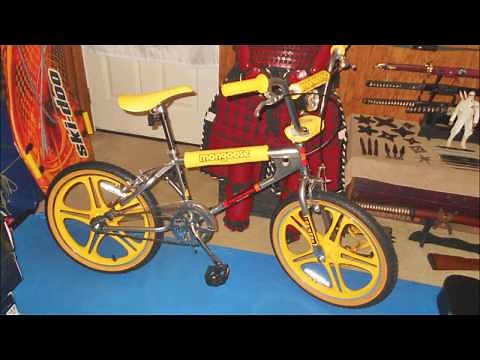 STRANGER THINGS MONGOOSE BMX BIKE - UNBOXING AND BIKE BUILD