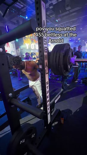 19-Year-Old's Impressive 455 Squat at Arnold Sports Festival