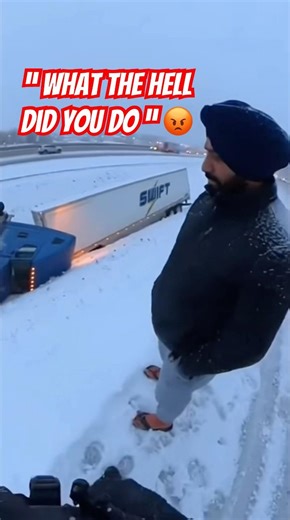 Semi truck loses control crashes into ditch