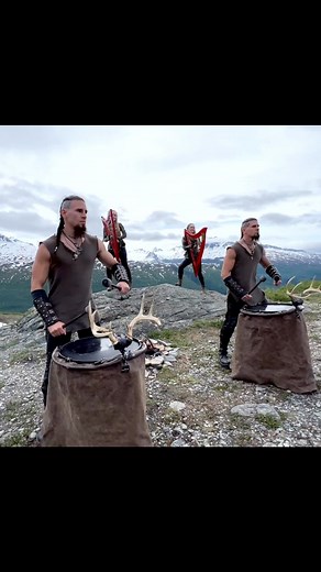 We come from the land of the ice and snow… “Immigrant Song” (Led Zeppelin) Full music video: https://youtu.be/2T1lkUKyHLk ❄️🔥❄️🔥 #ledzeppelin #immigrantsong #harptwins #volfgangtwins #vikings | Harp Twins