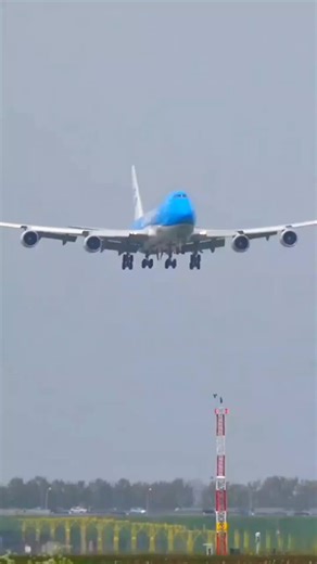 Antonov Cargo Plane Emergency Landing on Highway