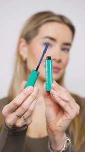 18K views · 51 reactions | Here’s why you should have blue mascara in your makeup bag  ✨ It instantly makes your eyes look brighter and whiter! ✨ It adds a subtle pop of color. ✨ It’s versatile – you can wear it alone for a natural look or pair it with bold eyeshadow to create more dramatic effects. Liquid Lash™ Extensions Mascara in NOLA (Deep Blue) is perfect for you!  https://thrive-causemetics.visitlink.me/y_MgiA | Thrive Causemetics | Facebook