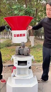 Watch this powerful pellet making machine in action #pelletmakingmachine