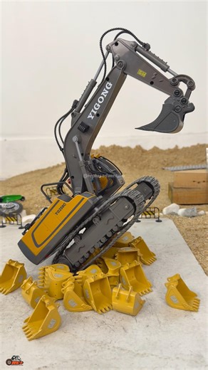 Excavator RC 1:12 Scale Model | Obstacle Excavator Buckets Challenge #rcplusadventure #rccars #fyp