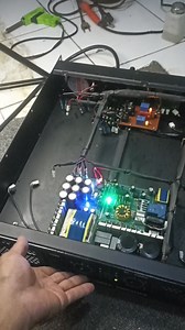 95K views · 646 reactions | Pemasangan kembali modul amplifier rakitan, dudukan dan soket masih lengkap tinggal memasang ke konektornya saja, kali ini masih memasang blom power supply nya dulu, untuk pemasangan blok driver amp nya nanti menyusul ya terimakasih yang mau menyimak珞珞 #vod #installation #power #jangkauan | Parman Soebandry | Facebook