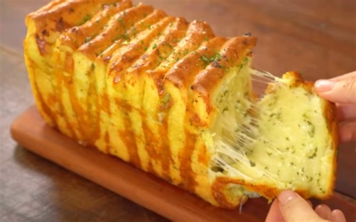 Delicious day｜芝士黄油大蒜吐司包，咸口面包YYDS