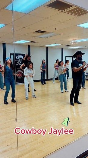 Cowboy Jaylee 🤠 teaching Electric Slide