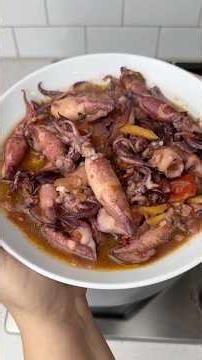 Spicy Ginisang Pusit | Quick & Easy Squid Recipe