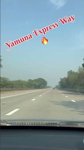 Bas Chalte Raho… Life Khud Beautiful Hai ❤️| #trending #travel #shorts