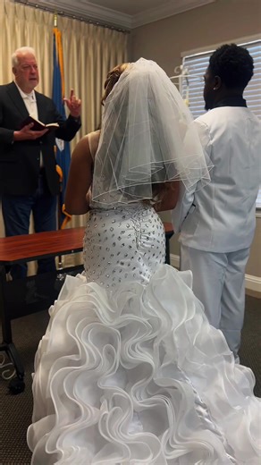 Capturing Intimate Weddings: Your Love Story Matters