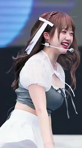 Cignature - Jeewon | Sexy Kpop