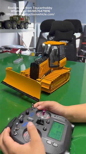 After continuous testing and improvement, the D3 bulldozer is finally ready to ship! | Toucanhobby