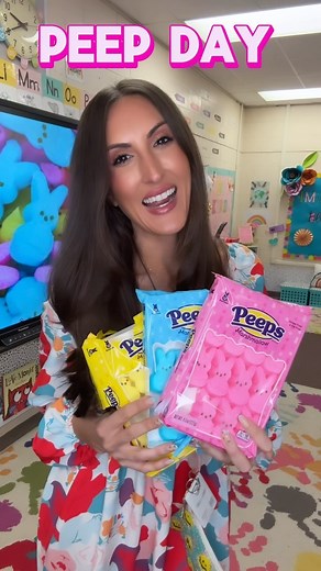 PEEP day is one of my favorite days and perfect for celebrating spring and Easter with my class! 🩷💐 Kindergarten teacher resources ideas inspo activities elementary school classroom #teacher #teachersofinstagram #teachersofig #iteachk #iteachtoo #iteach #classroomsetup #classroomideas #classroompinspirations #teacherinspiration #teacherideas #watchmeteach | Kindergartenkitties Connected Page