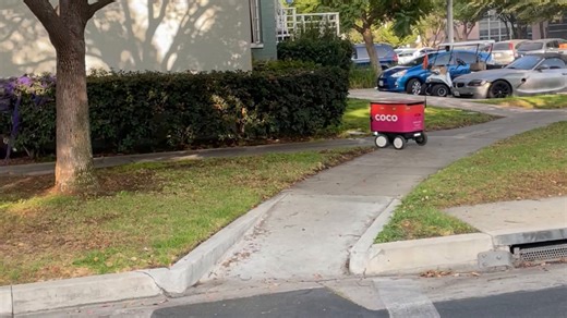 Robo delivery vehicle in Los Angeles