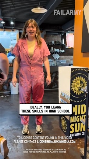 530K views · 269 reactions | Keg tapping? Bring a back-up pair of pants. 浪 藍 #craftbeer #keg #cask #brewery #alaska #fail | FailArmy | Facebook