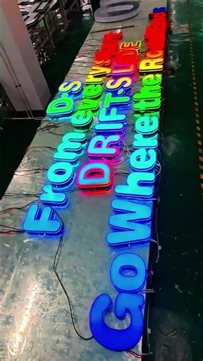 Do you know how to enhance your brand image? ⚡ This is it: custom neon lights.