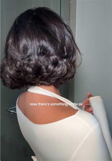 ugh throw back!! bob life forever #shorthair #bobcut #hairstyles #longhair #copperhair