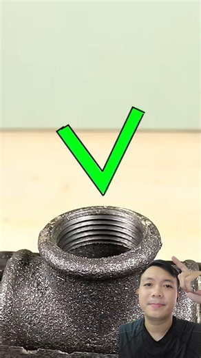 How to Remove a Rusty, Stuck Pipe Fitting Easily 🔧🚰 #Plumbing #DIY #Shorts