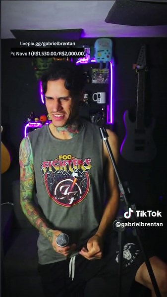 Fails moments in my live!! 😂 #meme #comedy #music #musician #voice #sing #live