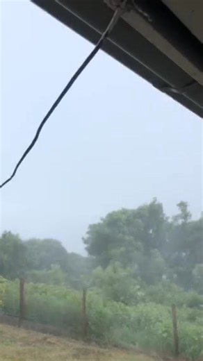 Bula Fiji! Our dedicated technical officers continue to keep the nation connected — even from our most remote locations. Here’s the first field update coming through from the Ono-i-Lau Weather Station, where observations and monitoring continue to support accurate and timely forecasts for the Fiji Group. Vinaka vakalevu Jone Nawalu for your commitment and resilience in ensuring critical weather data reaches us, no matter the distance. Stay tuned for more updates from our outer stations. | Fiji M