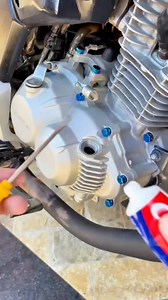 Simple Tools Rope Threats Screwdriver a With Colgate paper Said Clean 🍒🍓🍒🍓🍆🍓🍓🍎 #simple #rope #motorcycle #parte151 #parte2 #colgate #threading #knotrope #motorbike #fasting | Igor Mendes