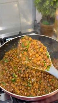 Masaledar Kaaly Channy | Easy Chana Recipe #viralshort #pakistanifood #kalachanamasalarecipe #fyp