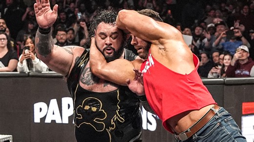 LA Knight unleashes an attack on Bronson Reed to cost Reed his match against Penta. #WWERaw | WWE