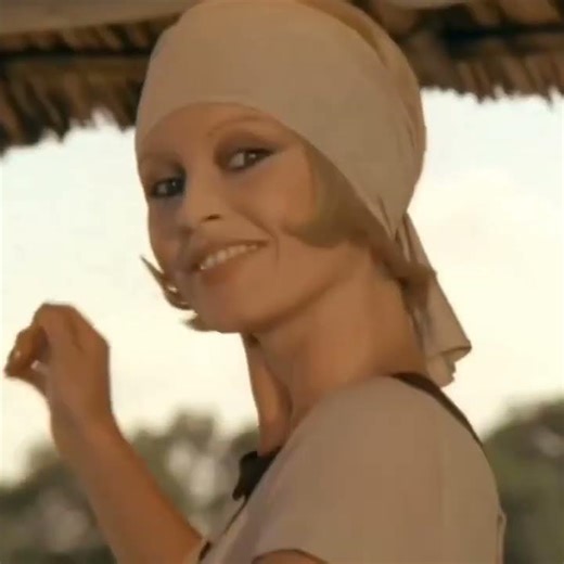 Brigitte Bardot | Boulevard du Rhum | Robert Enrico (1971) 🎥✨❤️