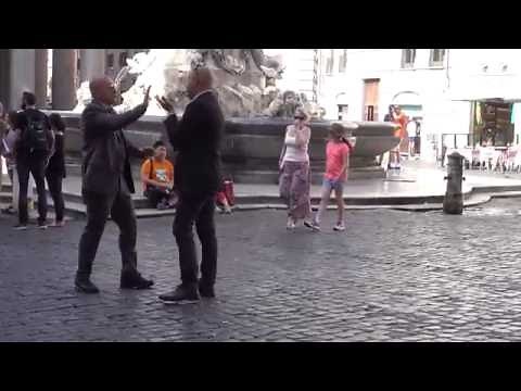 Italian body language