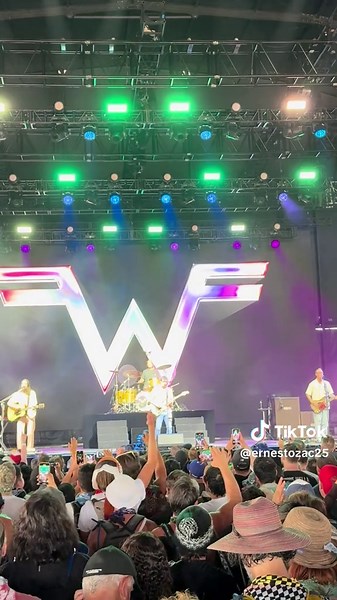 Weezer's Island in the Sun Live at Coachella 2025