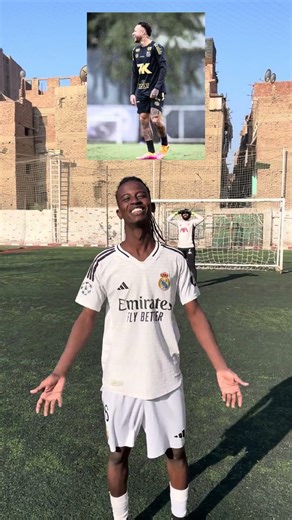 تحدي انك تحط لب في الحارس وتعرف مين اللاعب😳😱😱