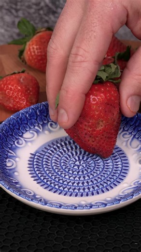 Jumbo Strawberry vs. Plate: Satisfying ASMR Experience