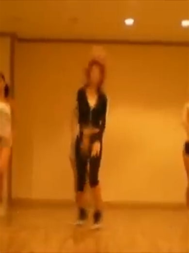 Waveya Dance Moves: Make It Jump!