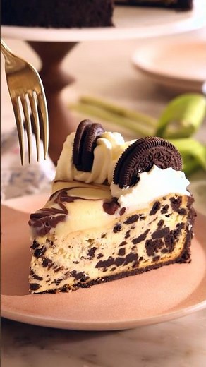 Make the Most Decadent Oreo Cheesecake!